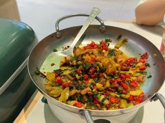 -费大厨辣椒炒肉(房山龙湖天街店)