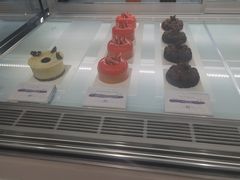 -潮一不贰·法式甜品·生日蛋糕·西式简餐(外滩店)