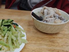 -雷祖芳老妈蹄花店