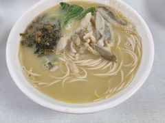 -明呈黄鱼面馆(斜土路店)