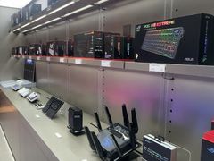 -ROG玩家国度(美罗城店)