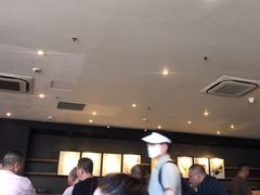 -星巴克臻选(莘庄仲盛店)