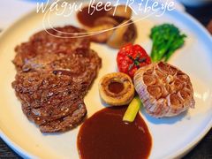澳洲肉眼牛排配土豆-当米亚诺意大利餐厅(武汉光谷凯悦酒店)