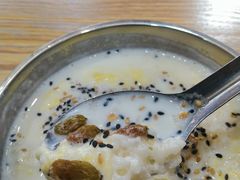 -白翔甜食店