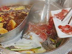 -乡土黄·鲜牛肉火锅·小龙虾(兴业街店)