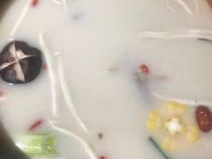 -三人行骨头王火锅(长寿店)