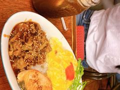 香煎三文鱼配元气欧姆蛋饭-玛格萝妮比萨屋(四平店)