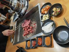 -肉甲韩国木炭烤肉(新壹街1店)