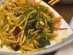 -万里闯关东铁锅炖菜馆(高新旗舰店)