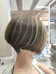 -PE SALON