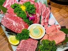 -明洞阿姨·韩式酱蟹烤肉·创意料理(三元桥店)