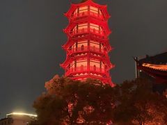 -绳金塔