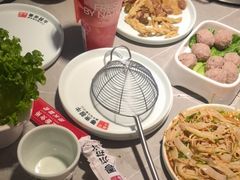 -宴全牛粤来越牛潮汕鲜牛肉火锅(海州万达广场店)