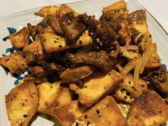 馕丁炒烤肉-疆Jiang·新疆秘制料理