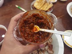 蒜蓉辣酱-陆长玖古法猪脚饭(玄风桥店)