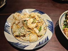 -Cuc Gach Quan Restaurant