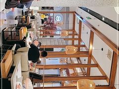 -三人行骨头王火锅(长寿店)