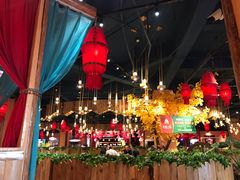 大堂-老滇山寨•云南特色菜•地方菜•民族风情歌舞表演(金碧店)