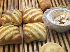 -焙丽拾光(麦凯乐直营店)