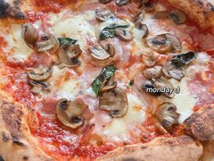 熟火腿蘑菇披萨-Osteria意大利餐厅