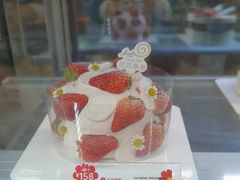 -花花卷卷·鲜食蛋糕(静安久光百货店)