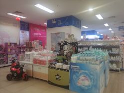 -孩子王(奥克斯广场店)