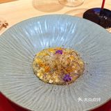 俩人吃的非常饱 食材很新鲜 菜式非常丰富 服务没得说