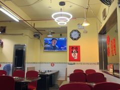 大堂-胡须佬鸡煲四季火锅店(石厦西村直营店)