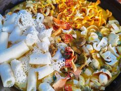 菌菇火锅-菌之家·专业纯野生菌火锅·特色炒菌
