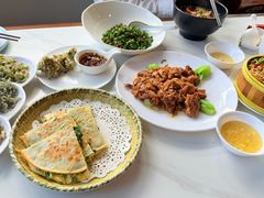 -博望坡饭店(宜山路店)