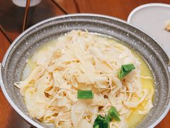 -宴小馆·小海鲜青岛菜(五四广场店)