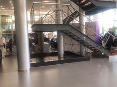 -天津波士信达奔驰4S店(卫津南路店)