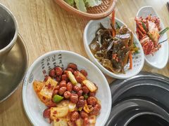 -牛信亭韩国料理·炭火烤肉(紫藤路店)