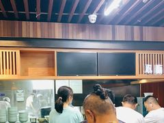 -亮亮面馆(经六路店)