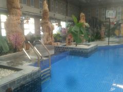 -兴芮温泉度假区