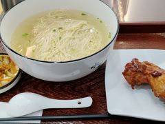 -百年老字号·观振兴蟹黄面·三虾面·苏式面(观前街富仁坊巷店)