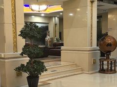 -碧中海汤泉汗蒸酒店