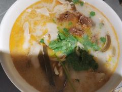 -郑享吃烧烤烩面(红专路店)