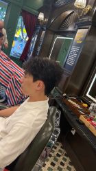 -海文先生国潮烫染男士理发馆