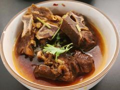 牛骨头-贡梅老面馆·蟹粉面·无锡特色小吃(南长街主推店)