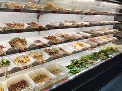 自助取餐区-佰人王串串香火锅直营店(大学路店)