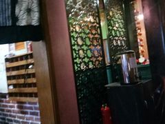 -香巴拉云南餐厅(华莱坞店)