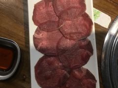 原味牛舌-·缸桶屋·韩式牛肋条自助烤肉(西湖D11店)