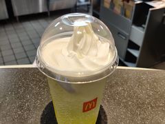 -麦当劳(江滨北路得来速餐厅)