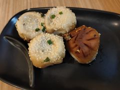 -小杨生煎(金山百联购物中心3楼店)