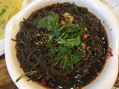 -东北人家铁锅炖(鞍山路店)