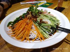 -老滇山寨•云南特色菜•地方菜•民族风情歌舞表演(金碧店)