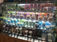 零售区-Blueglass酸奶(财富购物中心店)
