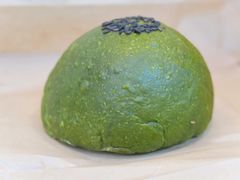 抹茶红豆包-mbd(华山路店)