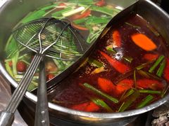 -乡土黄·鲜牛肉火锅·小龙虾(兴业街店)